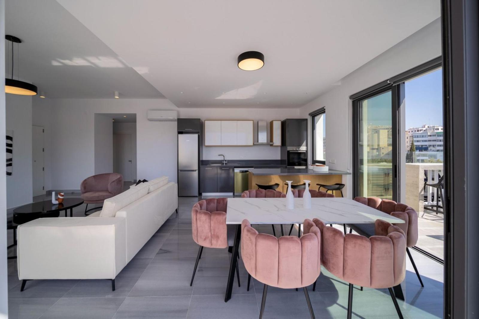 Premier 401 3 Bed Villa Paphos Ngoại thất bức ảnh